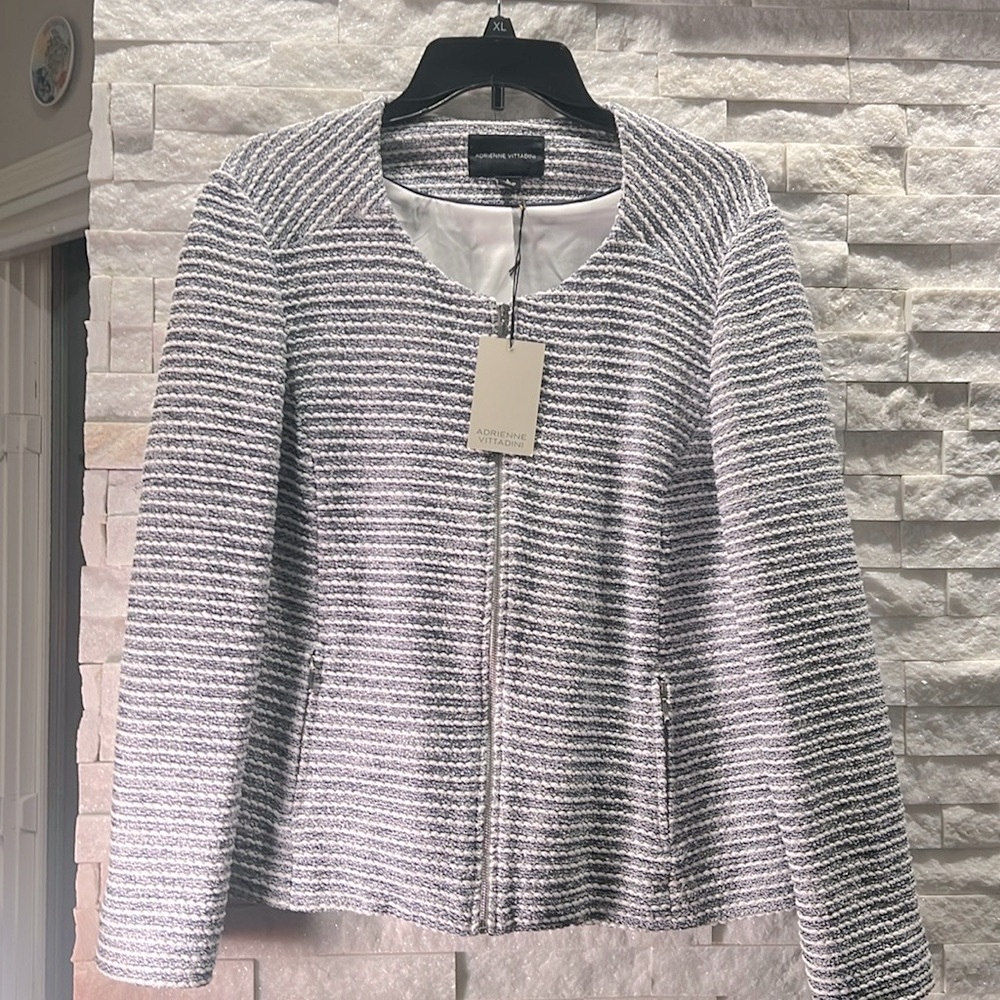 Adrienne Vittadini zip up blazer.